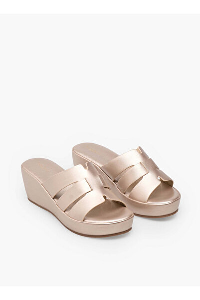 Flora Bella by Shoexpress Women Wedge Heel Sandals