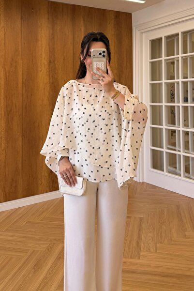 manana fashion Flying Polka Dot Cape