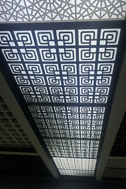 Dekonil Yonca PVC Asma Tavan Kaplama Paneli 60*60 cm - Siyah - 15 Adet (5,4m2)