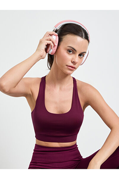 Styli Dual Tear Drop Back Detail Sports Bra