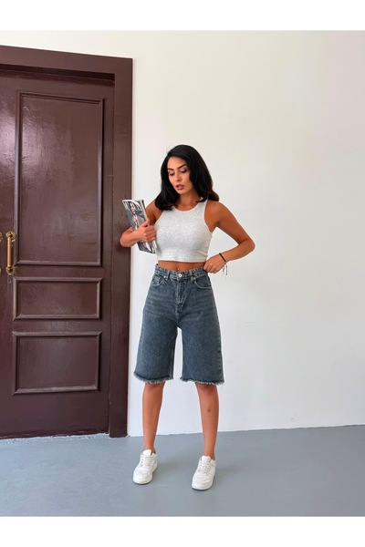 komera Women's High-Waisted Tasseled Bermuda Shorts