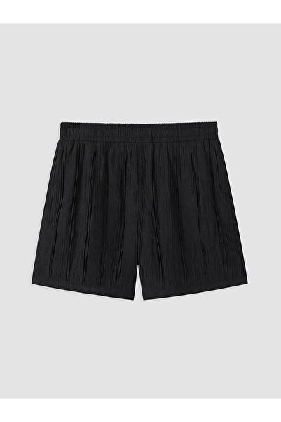 LC Waikiki TRENDLUCKY شورت نسائي ذو نسيج مميز مع خصر مطاطي