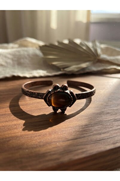 Meneva Aksesuar Elegant and Adjustable Copper Bracelet with Brown Cat's Eye S...