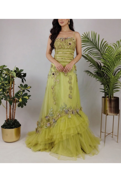 ASIAN Vogue Wahaj Dress Luxurious Evening Gown