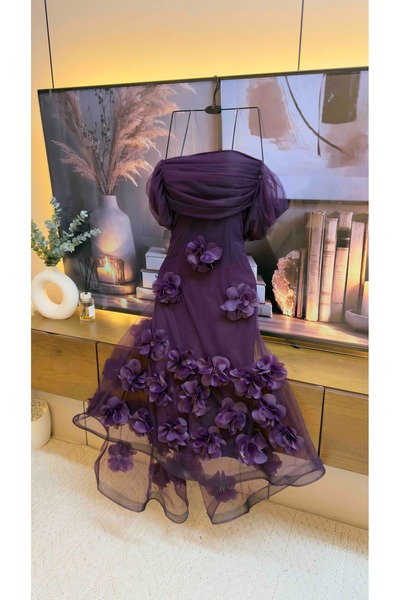 To Be Youthful Two-Tone Dress in Tulle Fabric with Embroidered Flowers and a ...