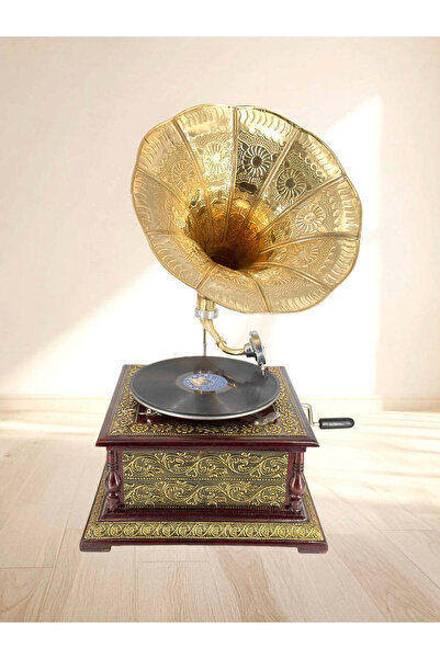 Al Athar Arts Vintage Wooden Gramophone with Brass Work – Handcrafted Decorat...