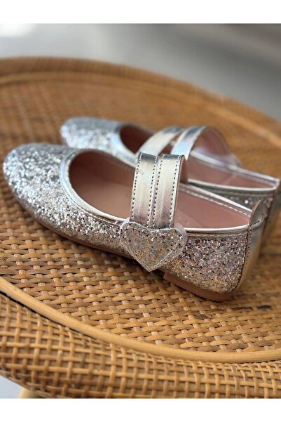 Chica Magica Girl's Glittery Heart Ballerina Ballet Shoes