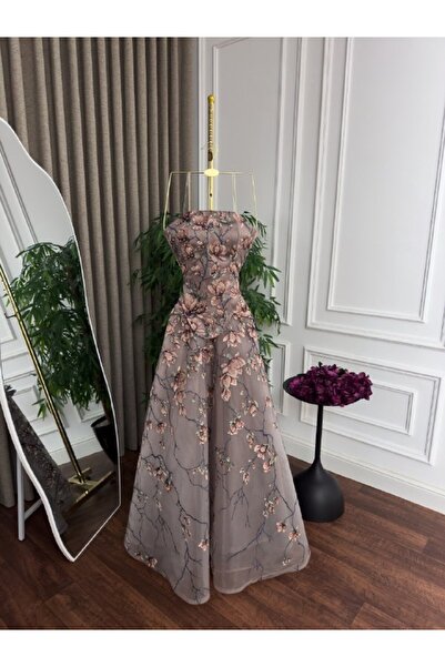 ranin Taup Pink Evening Dress, Computer Embroidery, Tulle, Kloch, Mikado Lining.