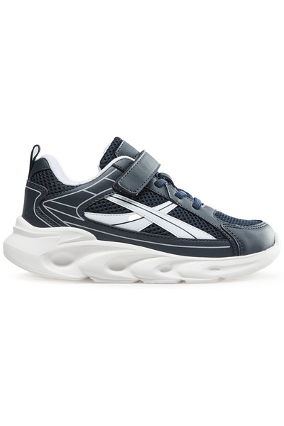 Victory Sneaker