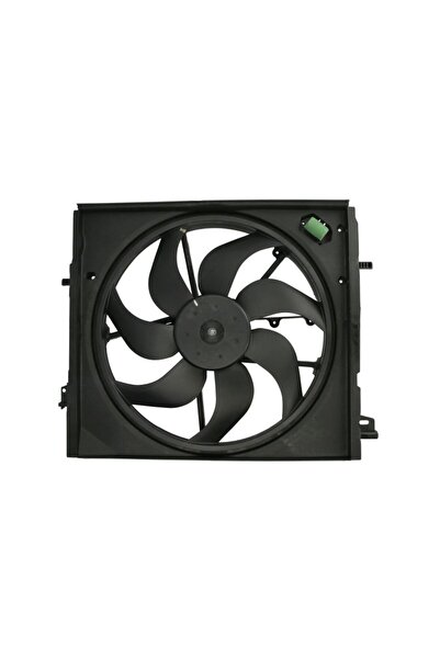 MAGNETI MARELLI Ventilator, Radiator (cu Carcasa) Nissan Qashqai Ii Renault K...