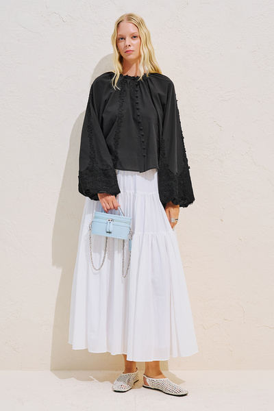 Manuka Sleeved Lace Volume Shirt Black