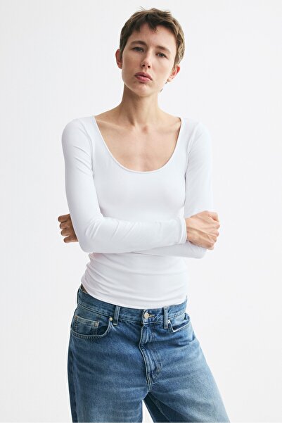 H&M Uzun Kollu ve Derin Yuvarlak Yakalı Üst