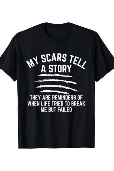 9TAY تي شيرت أسود مع طباعة أبيض عليها عبارة "My Scars Tell A Story" تحمل معها...