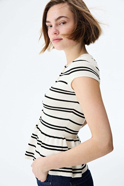 H&M Short-sleeved peplum cardigan