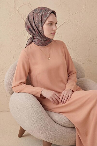 Silk Home وشاح ناعم بنمط ميلودي بني 90x90