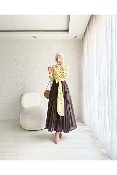 BELLASTORE Polka Dot Patterned Shirt & Pleated Skirt Set