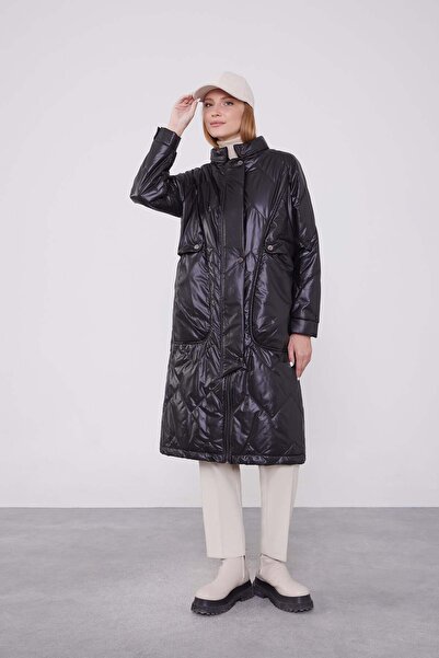 Levidor Black Pocket Detailed Puffer Jacket