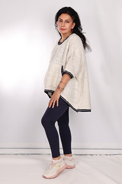 Store Spanish Linen White Blouse with Navy Blue Rubber Detail
