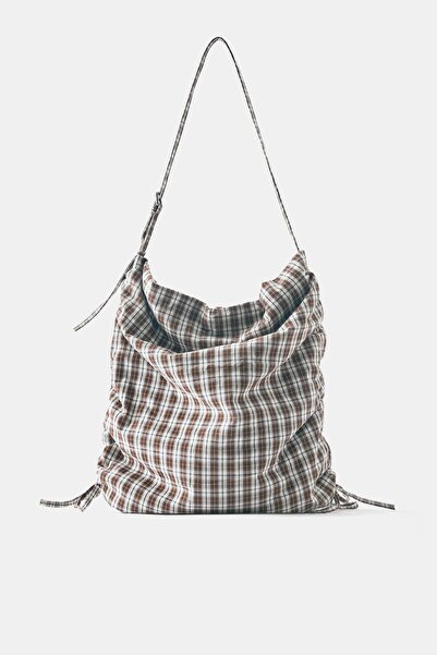 Pull & Bear Kareli dokuma alışveriş çantası