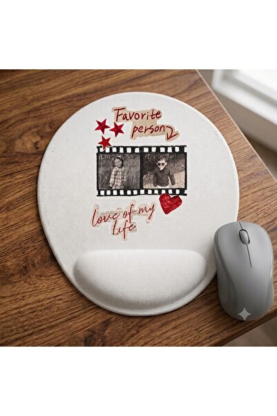 Pankart Evi Sevgili Fotoğraflı Baskılı Kişiselleştirilebilir Bilek Destekli Oval Mouse Pad - Aşk Çift Sevgiliye Hediye
