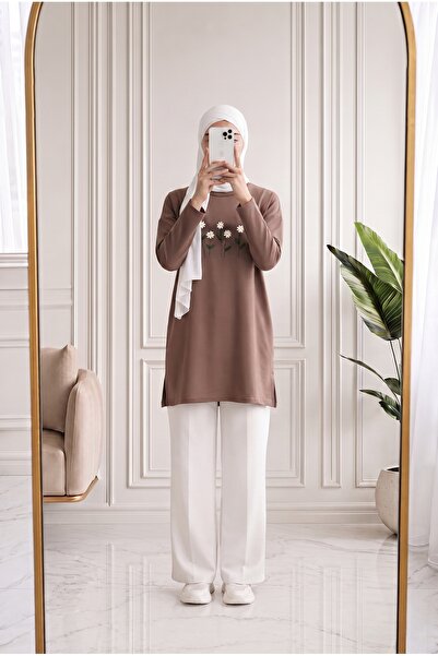 MİHRA STORE Laleay Elegantna bluza sa 5 izvezenih tratinčica-SS13148 Mink