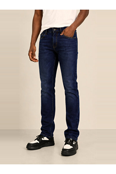 FALCON By Styli Men Slim Fit Mid Rise Jeans