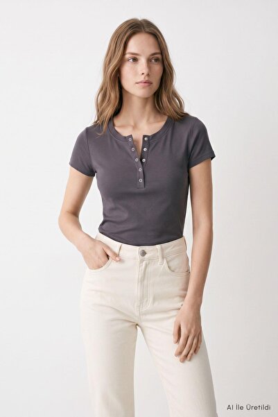 Rays Tricou cu detaliu nasture frontal 8590A Afumat