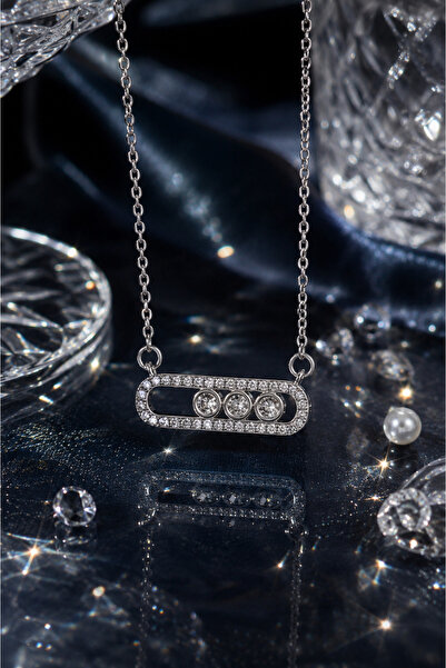 Sylvera Shop Sparkling Three Stone Steel Necklace (Silver Color)