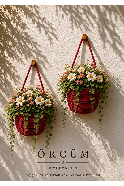 ÖRGÜM Coș decorativ cu 2 mini flori artificiale 12x10 cm. ATĂRĂNĂRI ȘI PLANTE...