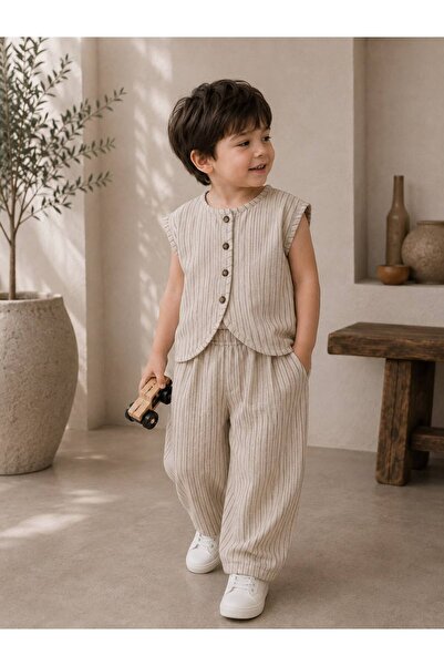 favorimkids Boy's Brown Striped Vest 2-Piece Set