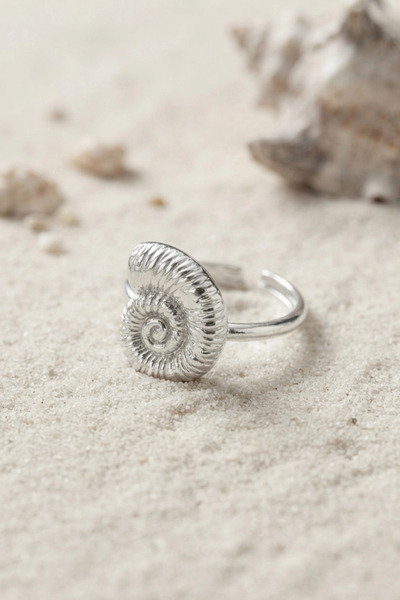 SORA GROUP Nautilus Design Silver Color Women's Ring