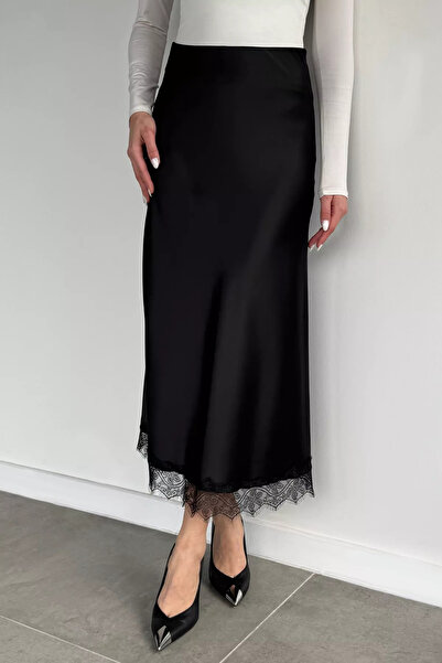 Aryena Black Women's Lace Detailed Satin Skirt
