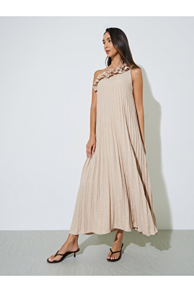 Styli Beige Ruffled Asymmetric Shoulder Maxi Dress