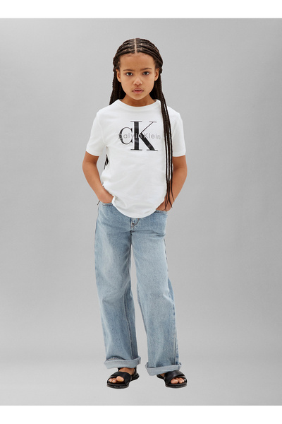 Calvin Klein Beyaz Erkek Çocuk Bisiklet Yaka Baskılı T-Shirt LV1CKTJA15YAF-CK...