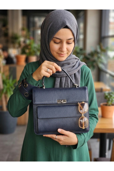 valentina victoria Valvi̇c Genuine Leather Medium Size Women's Bag with Pockets.