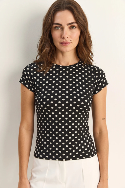 Şeker Portakalım Women's Crew Neck Polka Dot Short Sleeve Crop t Shirt Black ...