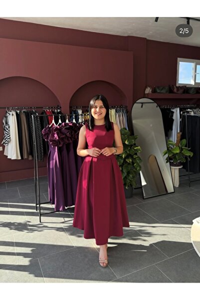 HALTER YAKA KLOŞ ELBİSE