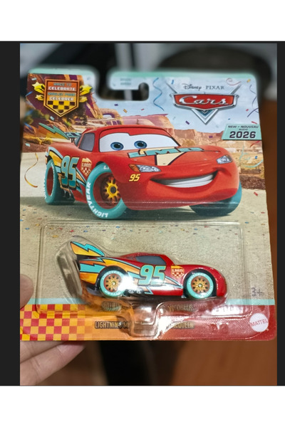 mattel DİSNEY PİXAR CARS RACE TO 2026 LİGHTNİNG McQUEEN