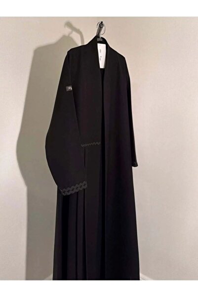 ROOZ VIP Abaya Larrin with a Patterned Collar for Prayer and Rituals, Made of...