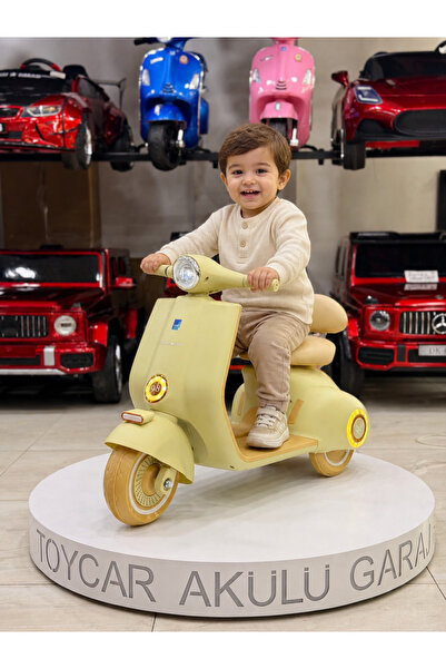 TOYCAR GARAGE VESPA KÜÇÜK BOY AKÜLÜ MOTOR 1-4 YAŞ
