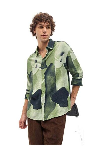 The Bear House Men's Green Watercolor Camouflage Print Relax Fit Overshirt fo...