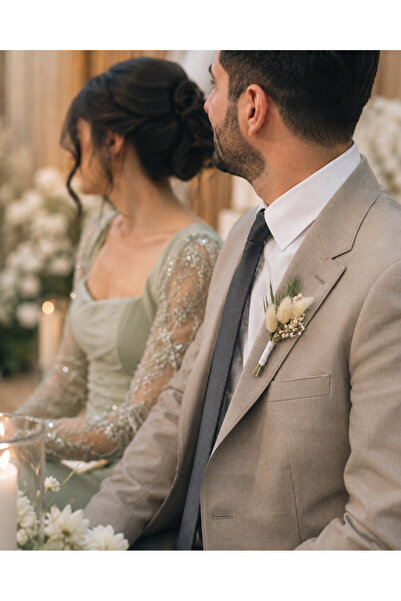 Mabeya 1 Adet Damat Yaka Çiçeği, Sağdıç Çiçeği