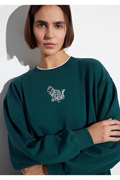Mavi Yılbaşı Temalı Yeşil Sweatshirt 1S10500-71932