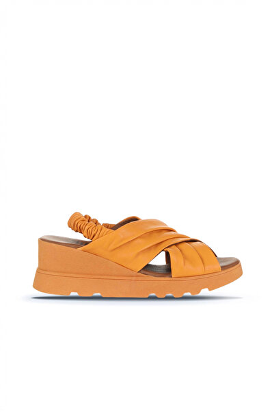 Bueno Shoes Sandale cu toc cu pană pentru femei din piele portocalie 01wa0508