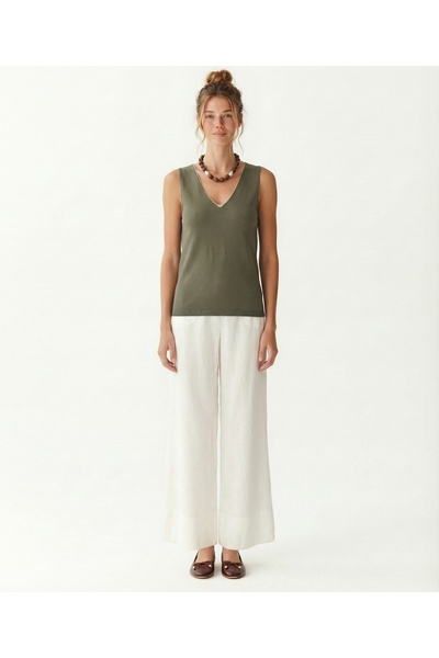 Yargıcı Regular V-Neck Sleeveless Sweater