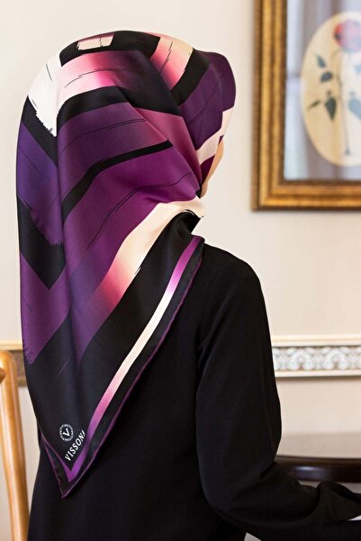 Vissona %57 İPEK %43 VİSKON Twill İpek Geometrik Fırça İzi Desenli Siyah - Mü...