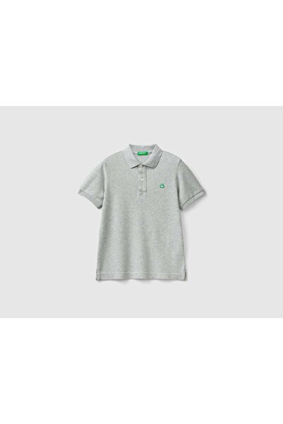 United Colors of Benetton قميص بولو بقصّة ضيقة من القطن العضوي 100% للأطفال