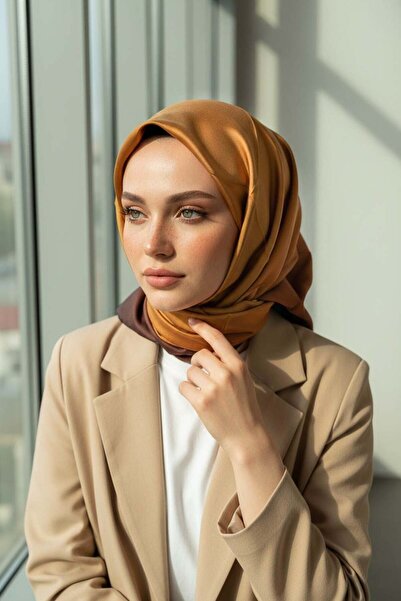 Vissona %100 Twill İpek Degrade Desenli Gold Renkli 90x90 Eşarp Dikim Şekli :...