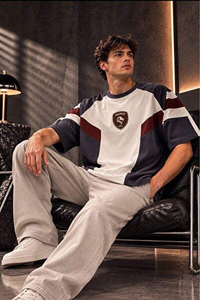 KUN SPORTSWEAR تي شيرت عتيق الطراز بتصميم عصري مزخرف بتمثال أسد، مقاس كبير وع...