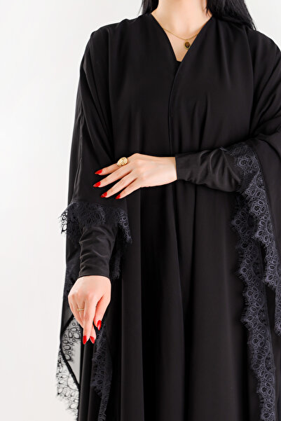 YOU ABAYA عباية سيلا قصه بشت كم استرتش طبقه شيفون مع دنتيل اسود بقماش نواعم ل...